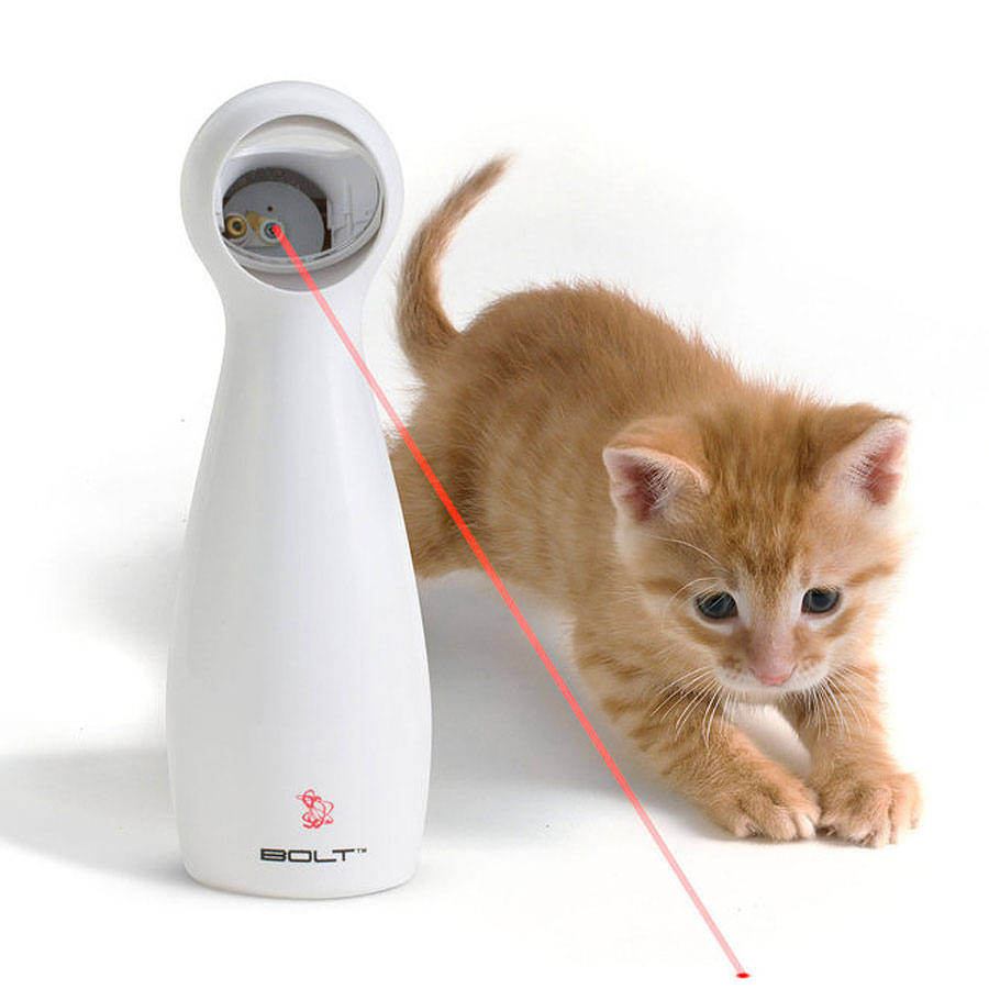 Gatos. Frolicat Bolt, um brinquedo que utiliza o raio laser