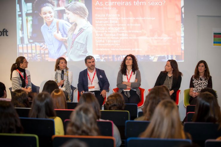 Do It Girls, foi o evento da Microsoft destinado às jovens universitárias Do It Girls, foi o evento da Microsoft destinado às jovens universitárias