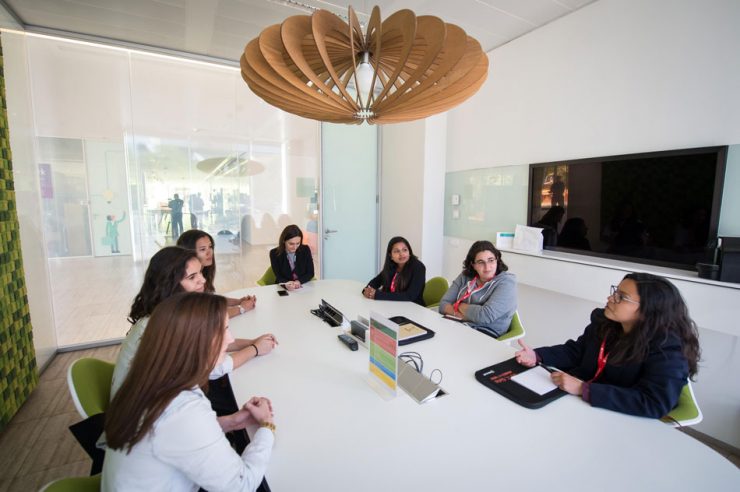 Do It Girls, foi o evento da Microsoft destinado às jovens universitárias Do It Girls, foi o evento da Microsoft destinado às jovens universitárias