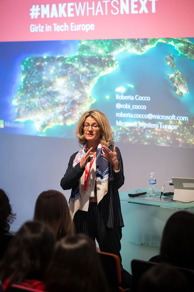 Do It Girls, foi o evento da Microsoft destinado às jovens universitárias Do It Girls, foi o evento da Microsoft destinado às jovens universitárias