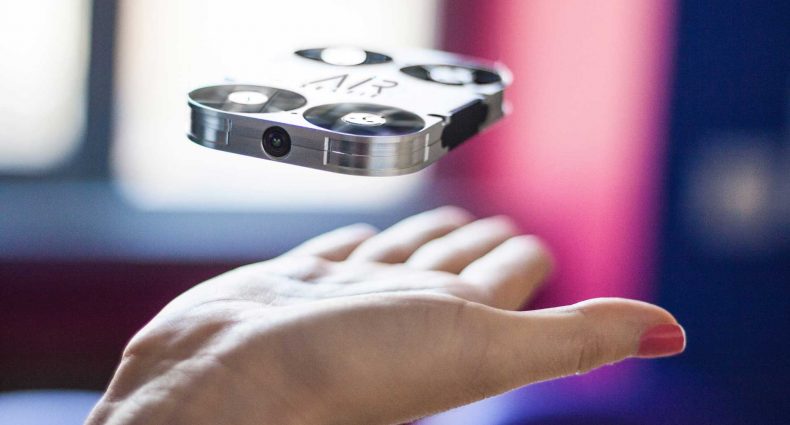 Drones: AirSelfie, a mais pequena câmara voadora.