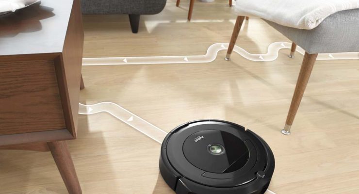 Limpeza fácil com aspirador Roomba 696, da iRobot