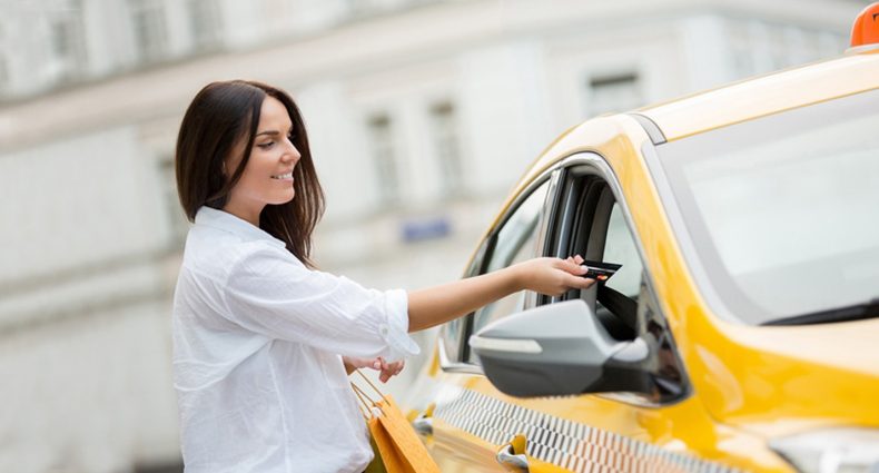 Táxis: Já é possível pagar com cartão ou smartphone!