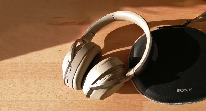 Auscultadores Sony MDR 1000X