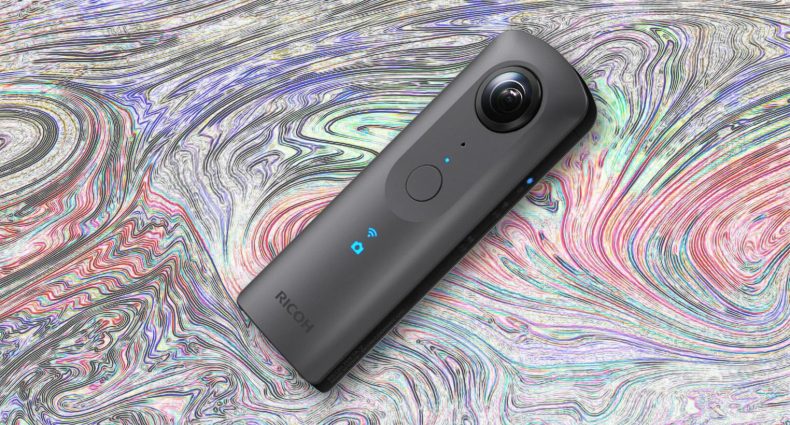 Câmara 360 graus Ricoh Theta V